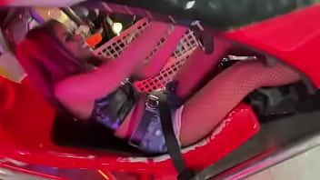 See how this girl has a simulator around her that's what is around your body #simulation