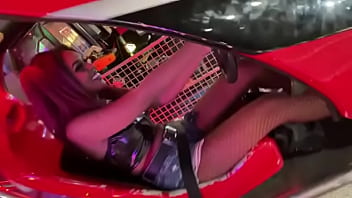 See how this girl has a simulator around her that's what is around your body #simulation