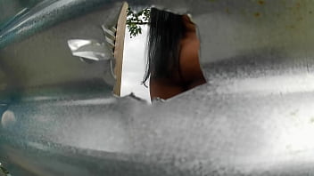 Camara Graba En Vestidor De Playa A Latina Sexy Pervertido Grabando thumbnail