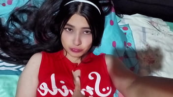 La mejor vaquera con el coño apretado lo hace correrse dentro casero real