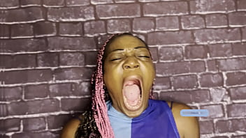 Huge loud yawn fetish Huge loud yawn fetish