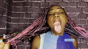 Huge loud yawn fetish