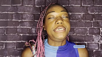 Huge loud yawn fetish