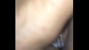 Colocando na bucetinha da minha amiga