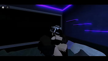 Perrita traviesa se traga una bbc y lo goza en studio