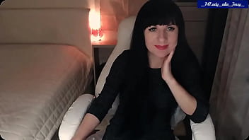 M'lady jessy open legs bare butt pussy vibin' funtime