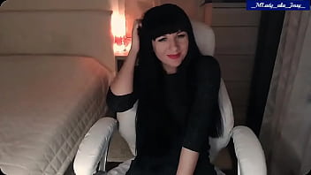 M'lady jessy open legs bare butt pussy vibin' funtime