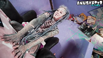 Tattooed model live show with anal play