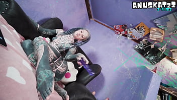 Tattooed model live show with anal play