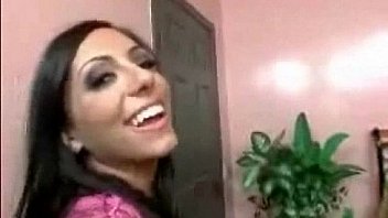 Threesome deepthroat blowjob