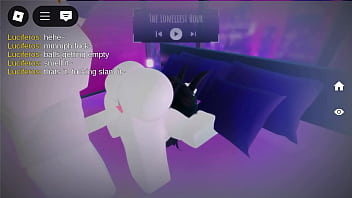 Roblox white bitch wants dick