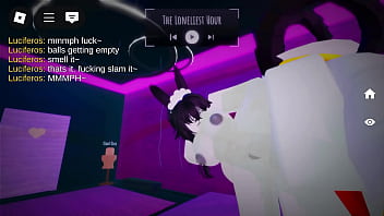 Roblox white bitch wants dick