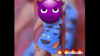 Me la follo cuando viene a mi casa