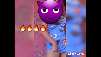 Me la follo cuando viene a mi casa