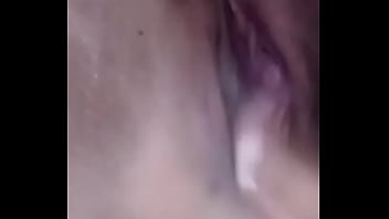 Corriendose dedos es rika vagina