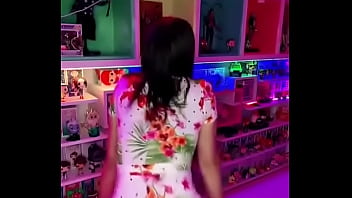 Baile caliente hermosa chica perreando