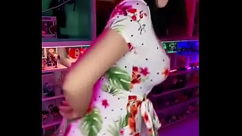 Baile caliente hermosa chica perreando