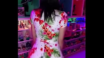 Baile caliente hermosa chica perreando