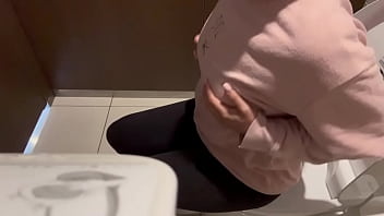 【大学生の一日のルーティン】カフェ行ってお散歩した後に家でオナニーしたらイキまくりました