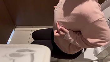 【大学生の一日のルーティン】カフェ行ってお散歩した後に家でオナニーしたらイキまくりました