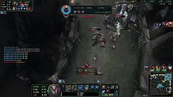 Lol gameplay deep penetration inside ennemy base