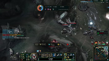 Lol gameplay deep penetration inside ennemy base