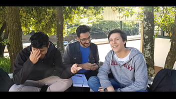 Baiano arretado e 2 branquinhod