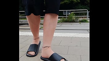 Carmen nylonjunge rundgang in braunschweiger weststadti was traveling by car