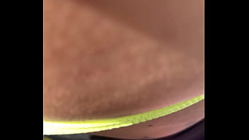 Homem toca e acocha uber moto mulher no fim ela faz algo inédito