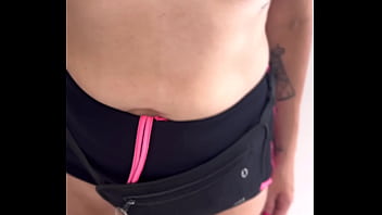 Homem toca e acocha uber moto mulher no fim ela faz algo inédito