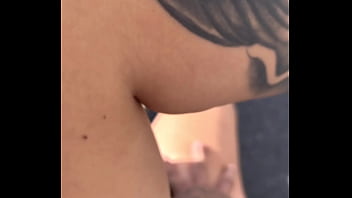 Homem toca e acocha uber moto mulher no fim ela faz algo inédito