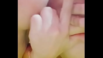 Karol do peba se masturbo loucamente