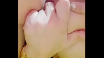 Karol do peba se masturbo loucamente