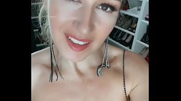 Coucou les zamours je suis encore bien chaude ce jour ce confinement est