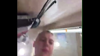 Extreme fingering in the mall