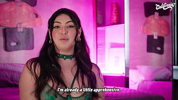 Loira e morena chupando a buceta uma da outra