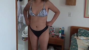 Beautiful stepmother puts on a bikini to show off on the beach compilation