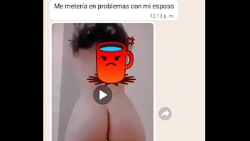 La vecina le gusta mandarme fotos y que me la folle