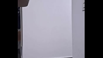 Husband films wife cleaning the floor en sub