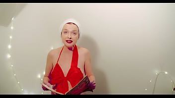 Santa clausa singing for you