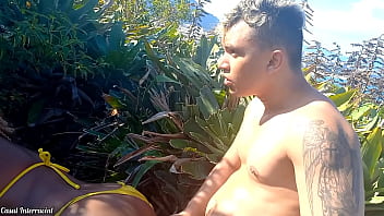 Gozei gostoso em cima da negra