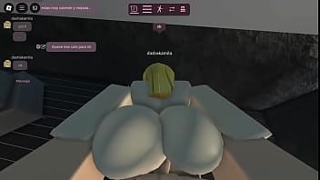 Cachando a una perro de roblox