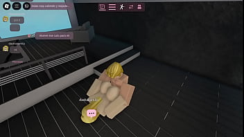 Cachando a una perro de roblox
