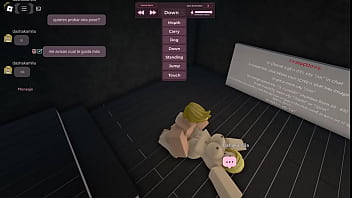 Cachando a una perro de roblox