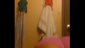 Thicc ebony teen second booty shake