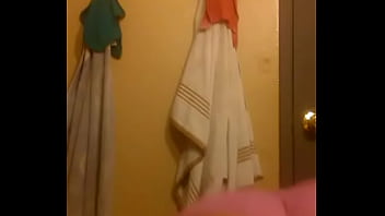 Thicc ebony teen second booty shake