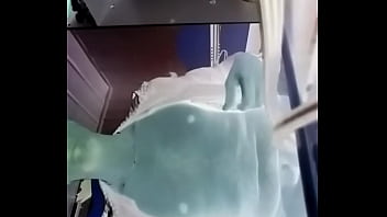 Adoro mamilos meus acariciar