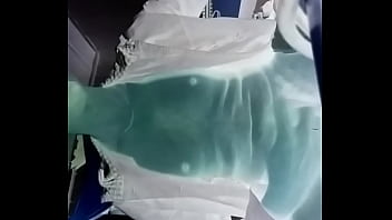 Adoro mamilos meus acariciar