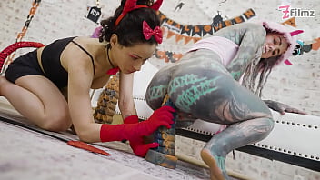 Anal pornstars anuskatzz and stacy bloom atm lesbian pussy licking big dildo xl sextoy halloween special play