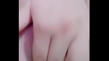 Tocandome solita te gusta